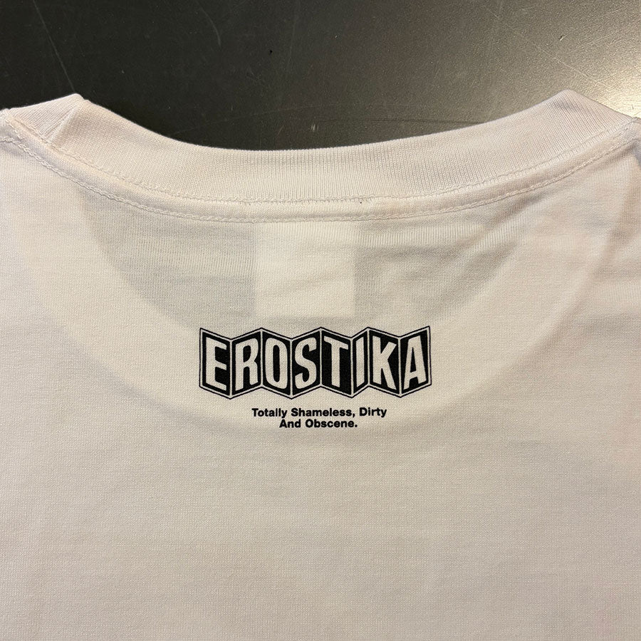 “ONE ROOM SEX SABATO” Square T-Shirt